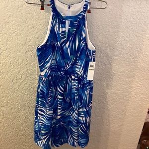 Dress (high neck) about knee length